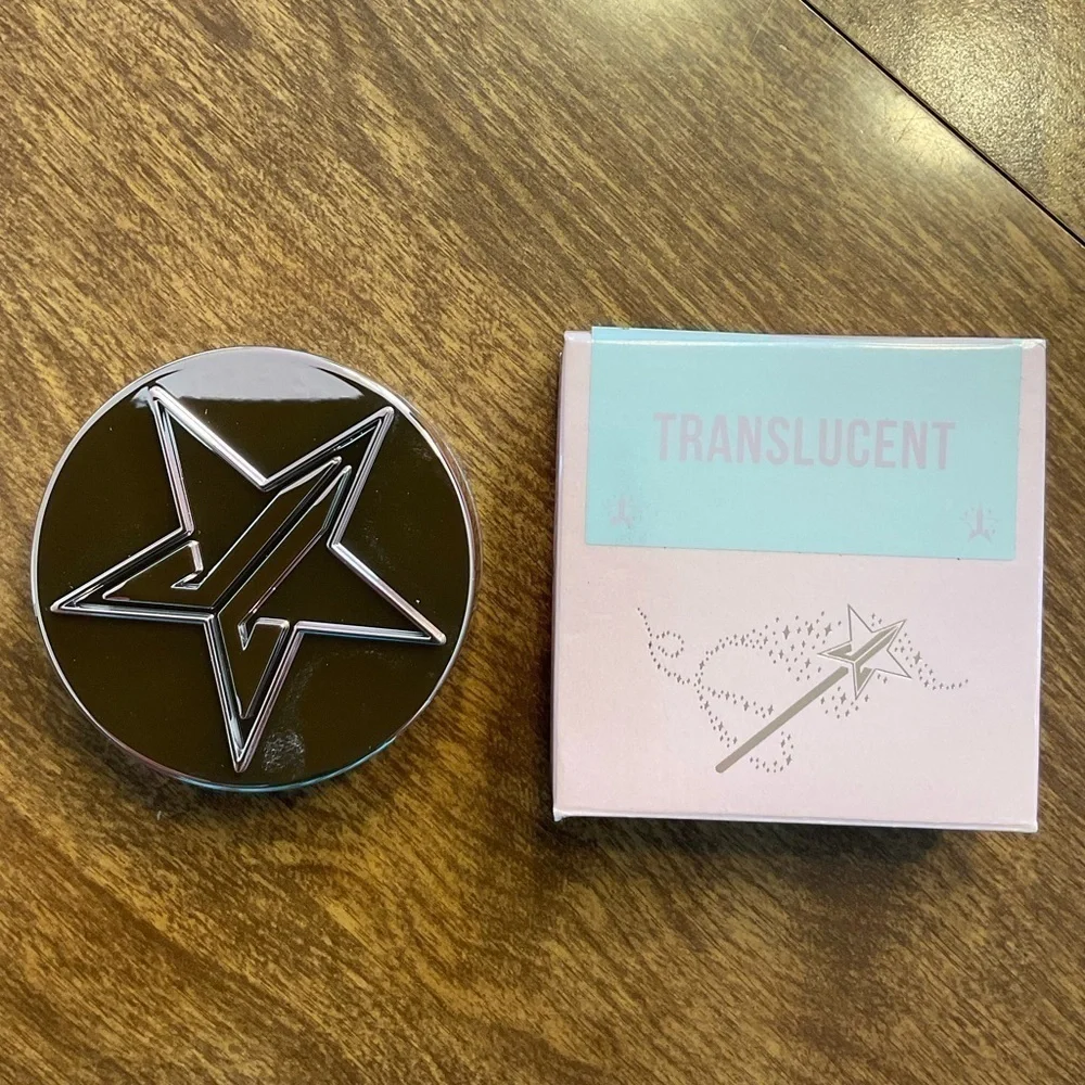 Jeffree Star Magic Star Luminous Setting Powder in Translucent